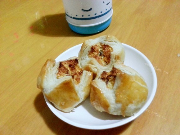 美味佳肴般的椰蓉开口酥