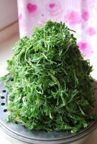 口感丰厚的蒸白蒿做法图解2)