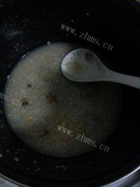 美味早餐红豆花生粥做法图解5)