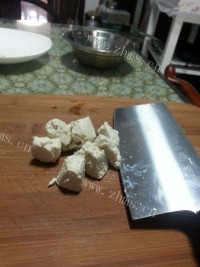 自制豆腐馄饨做法图解1)