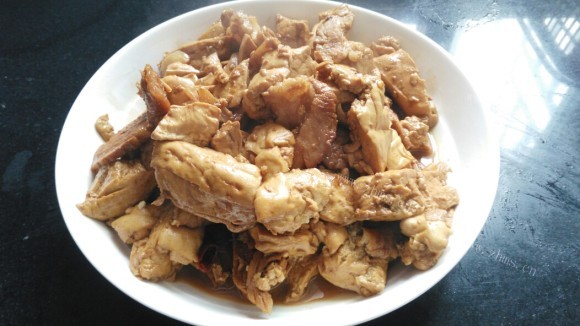 营养丰富的豆腐烧肉