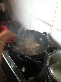 美味的糖醋虾做法图解2)