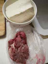 家庭版红烧肉片豆腐做法图解1)