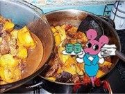 美味的牛腩烧土豆