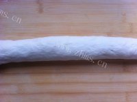 ”家庭式“西葫芦鸡蛋火腿包子做法图解18)