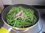 家常菜鸡丝豆角做法图解4)