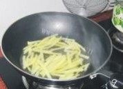 自制KFC炸薯条做法图解9)