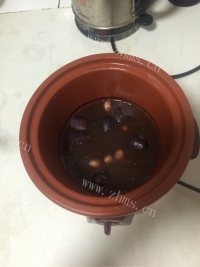 营养的红豆花生红枣汤做法图解3)