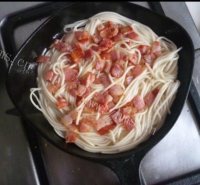 美味的挂面煎饼做法图解4)