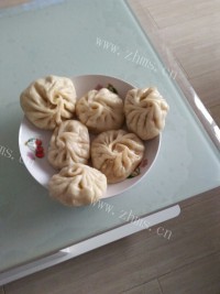 美味的猪肉萝卜包子