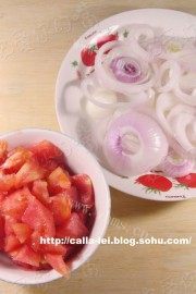 美味的番茄洋葱圈做法图解1)