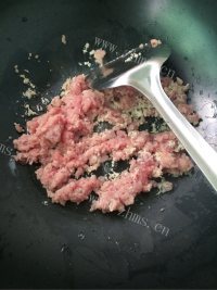 垂涎欲滴的蚂蚁上树做法图解4)