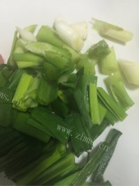 家常菜土豆片炒肉做法图解3)