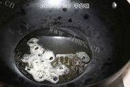 家常菜长豆角炒茄子做法图解5)