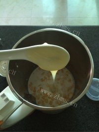 色泽鲜亮的玉米汁做法图解3)