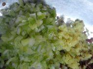 自己做的芹菜馅饺子做法图解3)