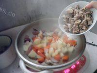 质嫩的咖喱牛肉饭做法图解8)