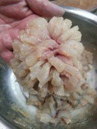 十分诱人的菊花鱼做法图解2)