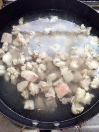 家常菜西红柿土豆炖牛肉做法图解2)