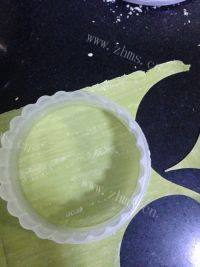 自制菠菜饺子做法图解10)