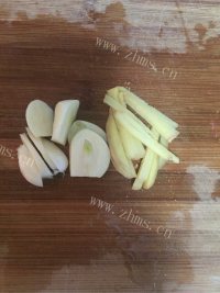 特色美食东北乱炖做法图解10)