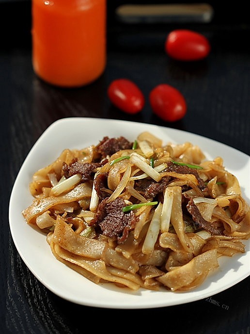诱人的干炒牛河