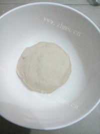 自制油酥大饼做法图解4)