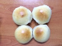 美味的果酱餐包做法图解10)