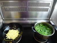 自制菠菜馅饼做法图解3)