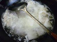 家常菜虾皮冬瓜汤做法图解6)