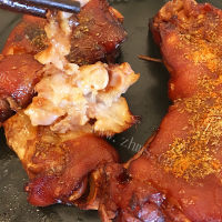 美味佳肴般的烤猪蹄做法图解11)