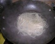 美味的蘑菇汤面做法图解5)