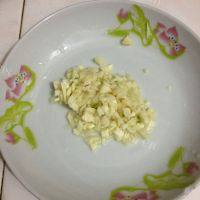 蒜蓉炒菜心自制做法图解2)
