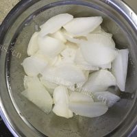 美味的凉拌萝卜做法图解3)