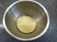 美味的热狗面包做法图解4)