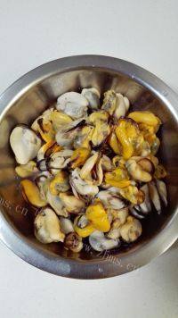 家常菜海虹拌菠菜做法图解2)
