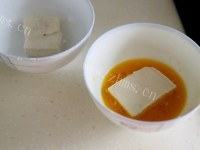 家常菜鸡蛋煎豆腐做法图解3)