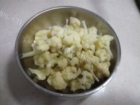 维生素丰富的炒花菜做法图解5)