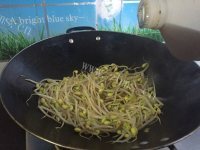 喷香的清炒豆芽做法图解5)
