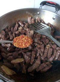 美味的麻辣牛肉条做法图解10)
