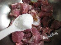 美味的烤猪肉串做法图解5)