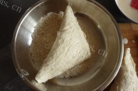 美味鸡蛋芝士吐司饺做法图解6)