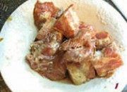 家常菜蒜茸豆豉爆排骨做法图解1)