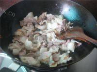 家常菜青椒洋葱回锅肉做法图解7)