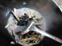 家常菜蚝油肉末茄子做法图解7)