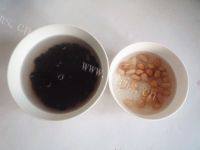 自己做的黑豆花生豆浆做法图解1)