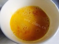 色泽鲜亮的蛋包饭做法图解1)
