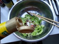 喷香的凉拌苦瓜做法图解8)