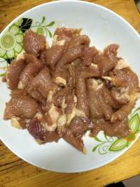 家常菜青瓜炒肉片做法图解4)