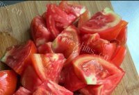 美味的西红柿疙瘩汤做法图解1)